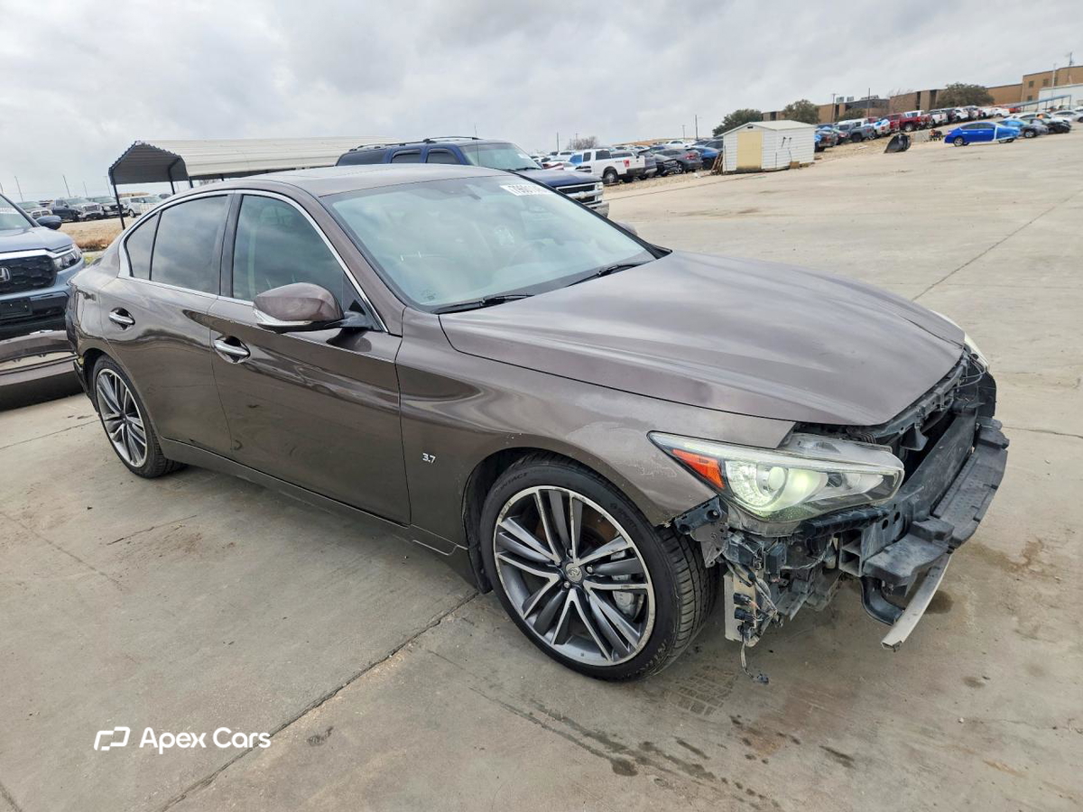 Infiniti Q50 2015