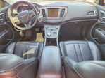 Chrysler 200 2017