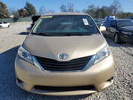 Toyota Sienna 2011