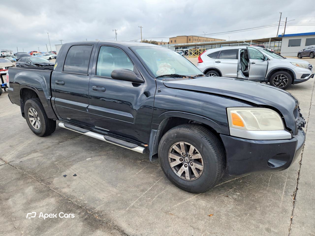 Mitsubishi Raider 2009