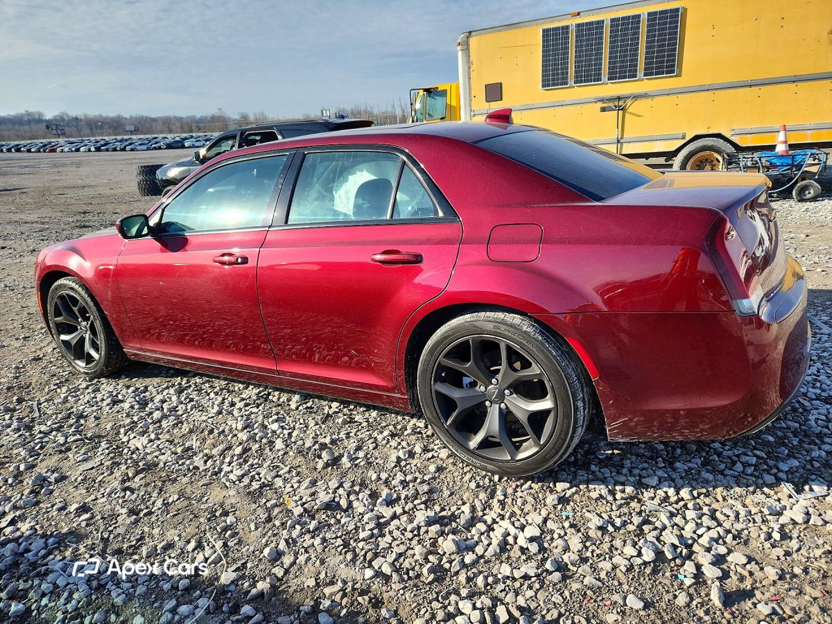 Chrysler 300 2022