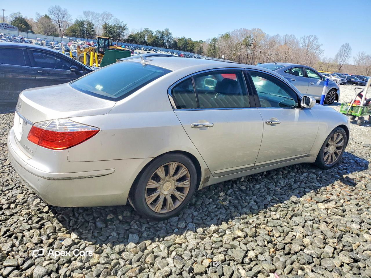 Hyundai Genesis 2009