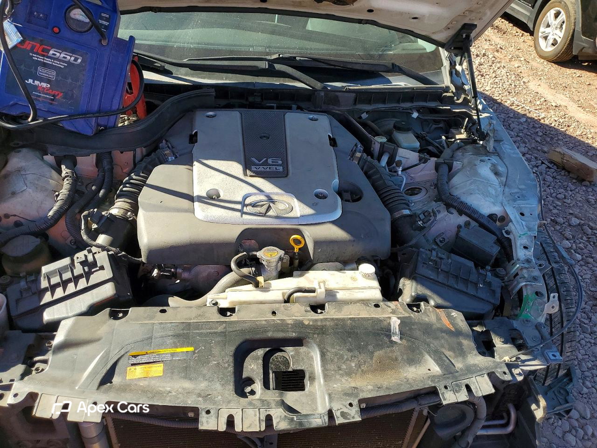 Infiniti G 2010