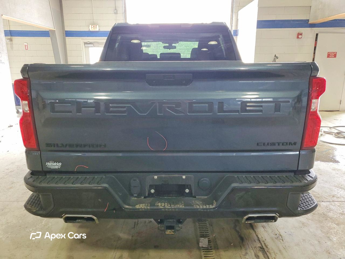 Chevrolet Silverado 2021