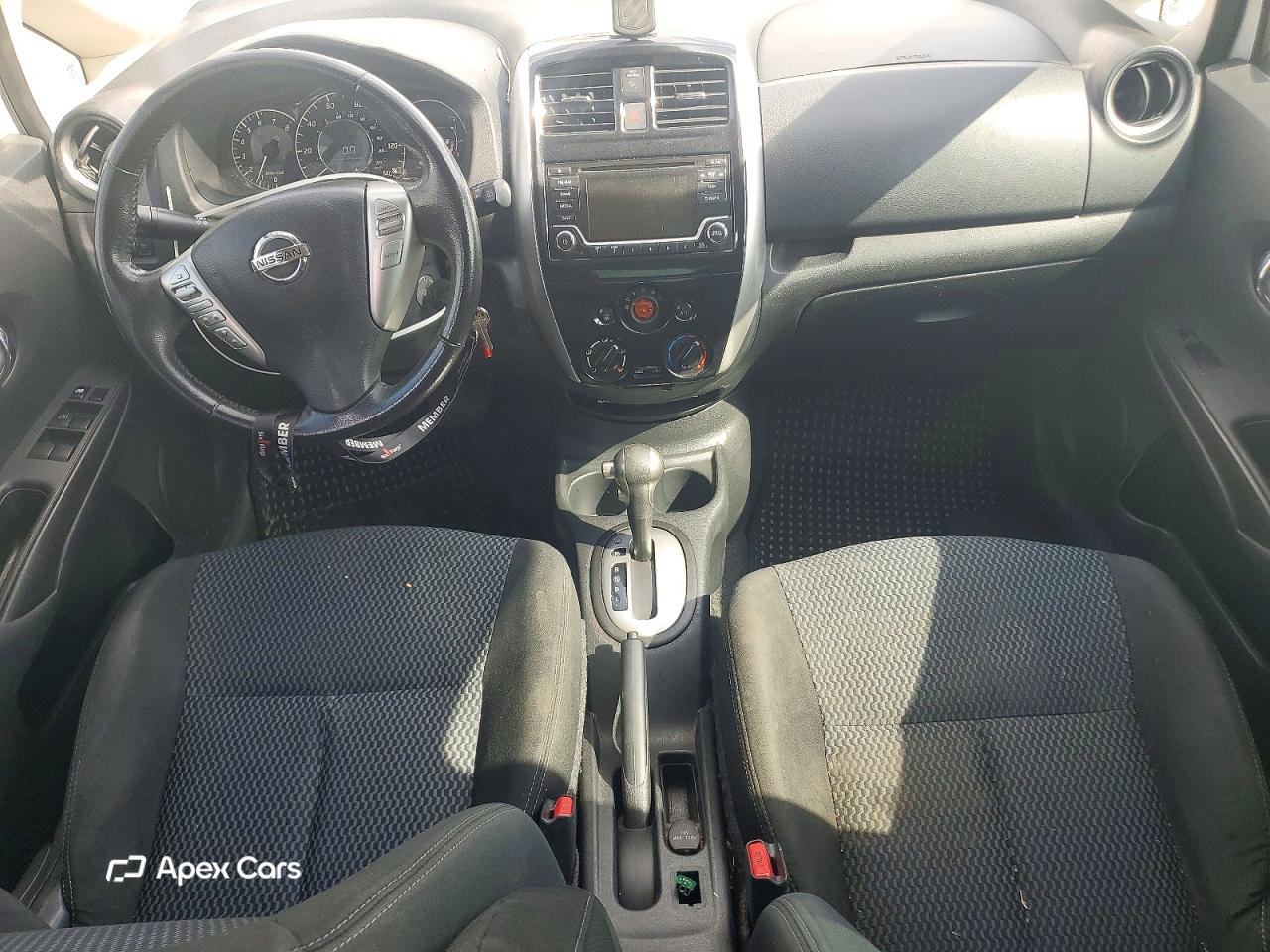 Nissan Versa 2016