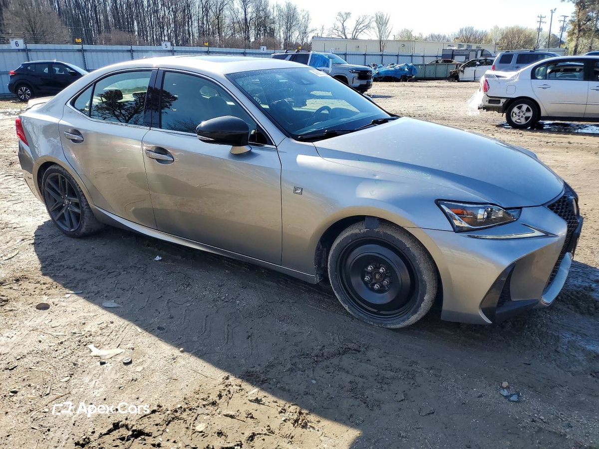 Lexus IS 2017