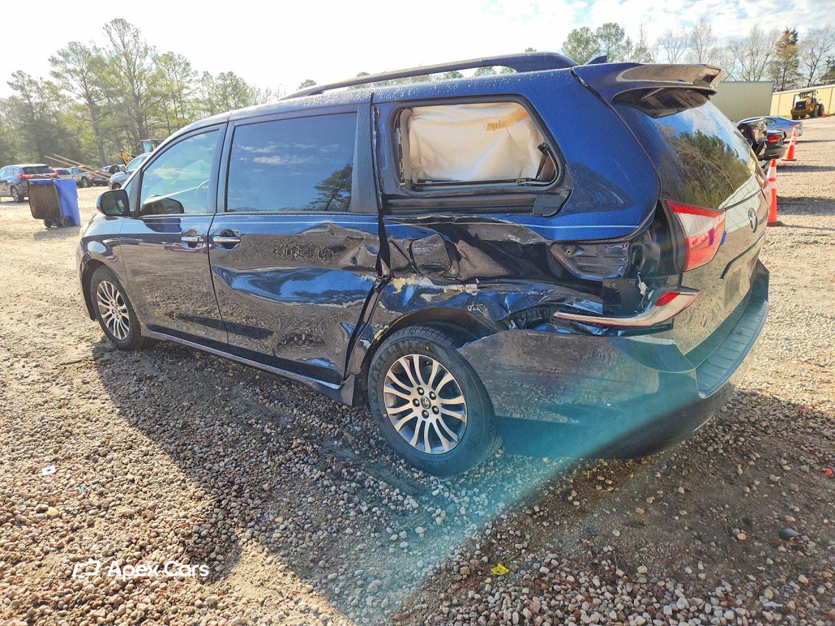 Toyota Sienna 2018