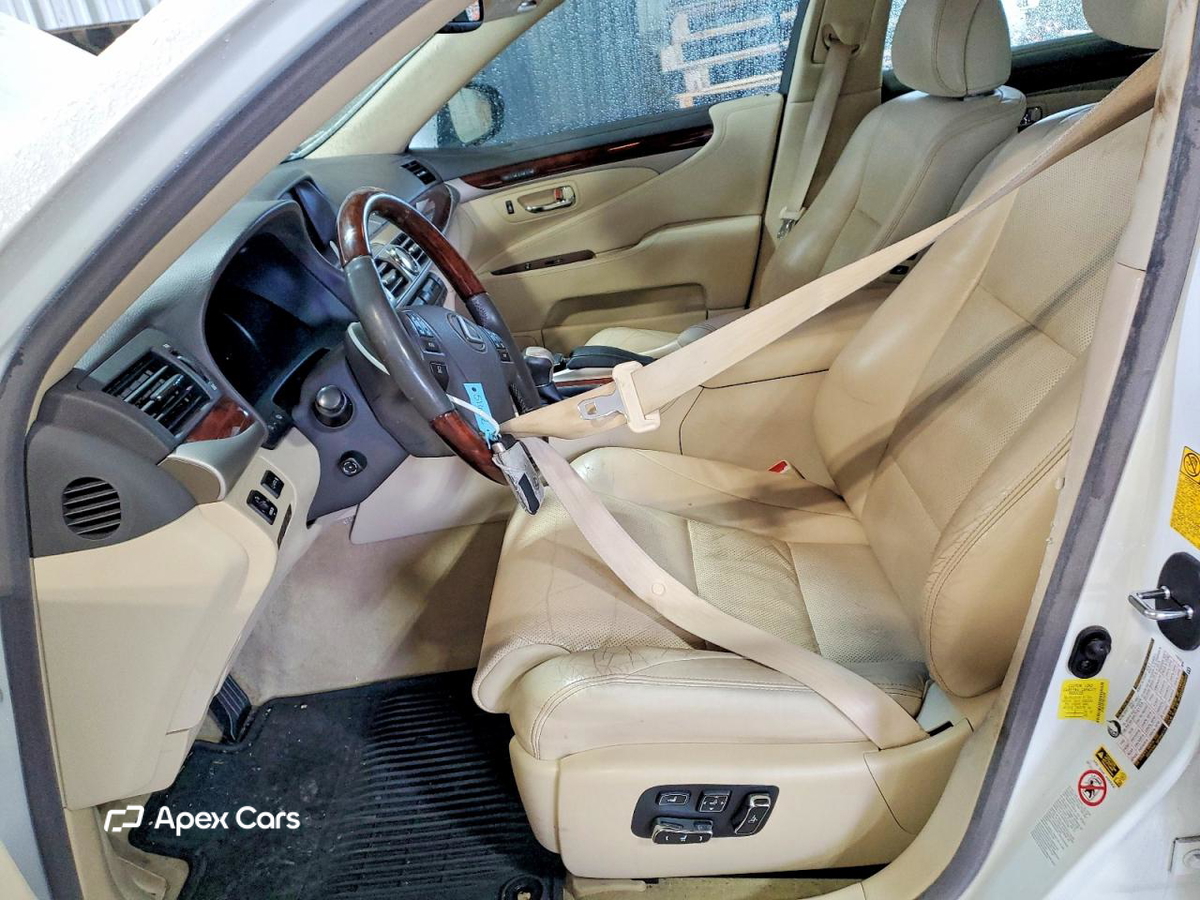 Lexus LS 2014
