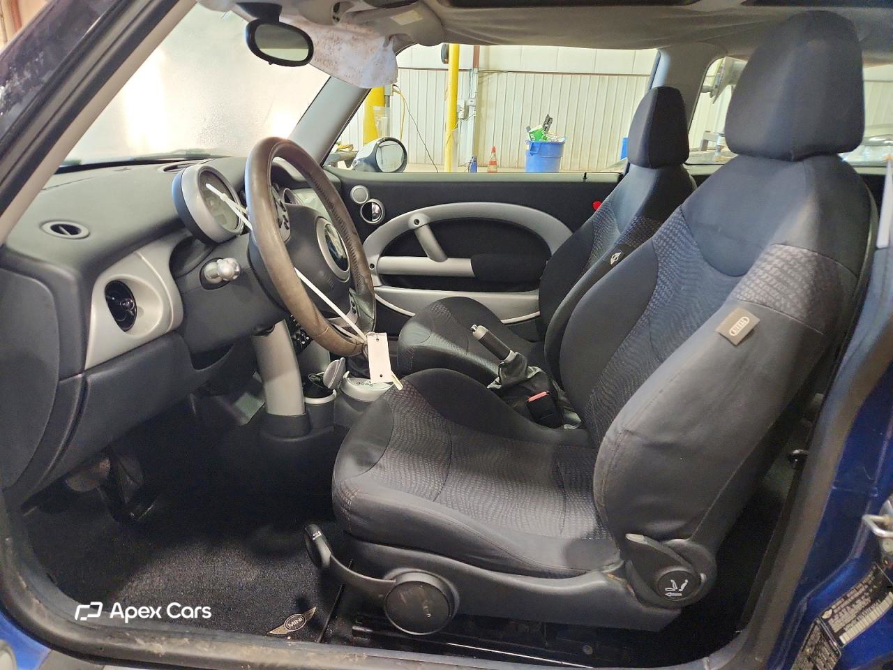 MINI Cooper 2003
