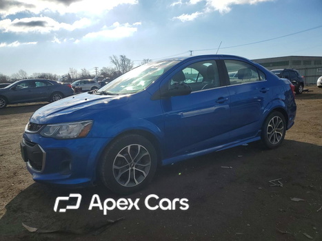 Chevrolet Sonic 2017 - Image 1 of 13