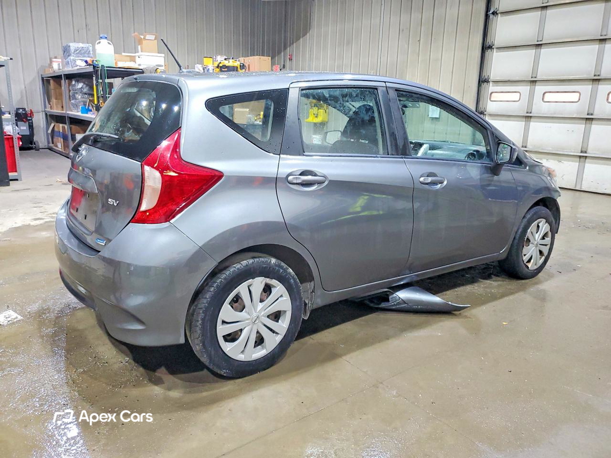 Nissan Versa 2017