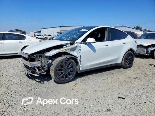 Tesla Model Y 2021 - Zdjęcie 1 z 13