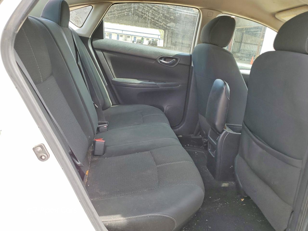 Nissan Sentra 2018