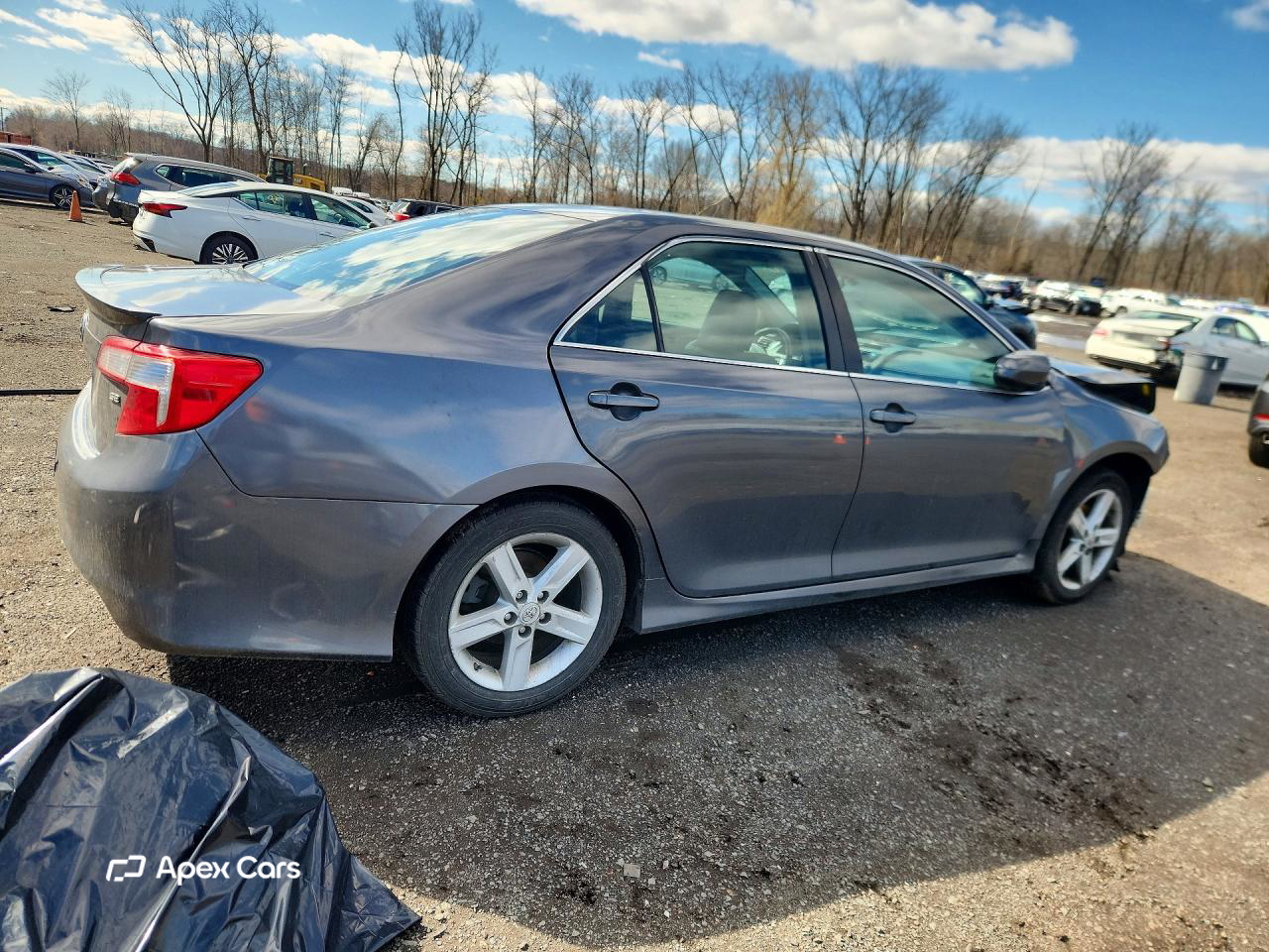 Toyota Camry 2012