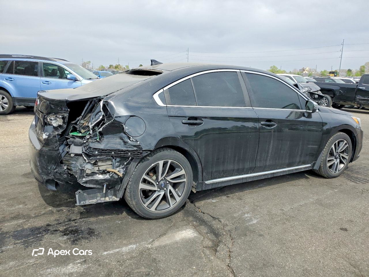 Subaru Legacy 2017