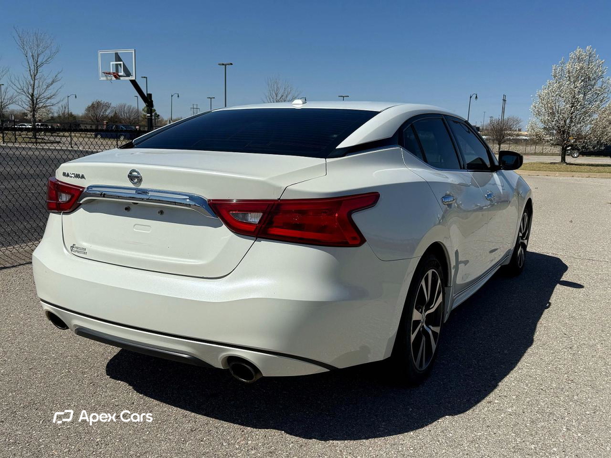 Nissan Maxima 2016