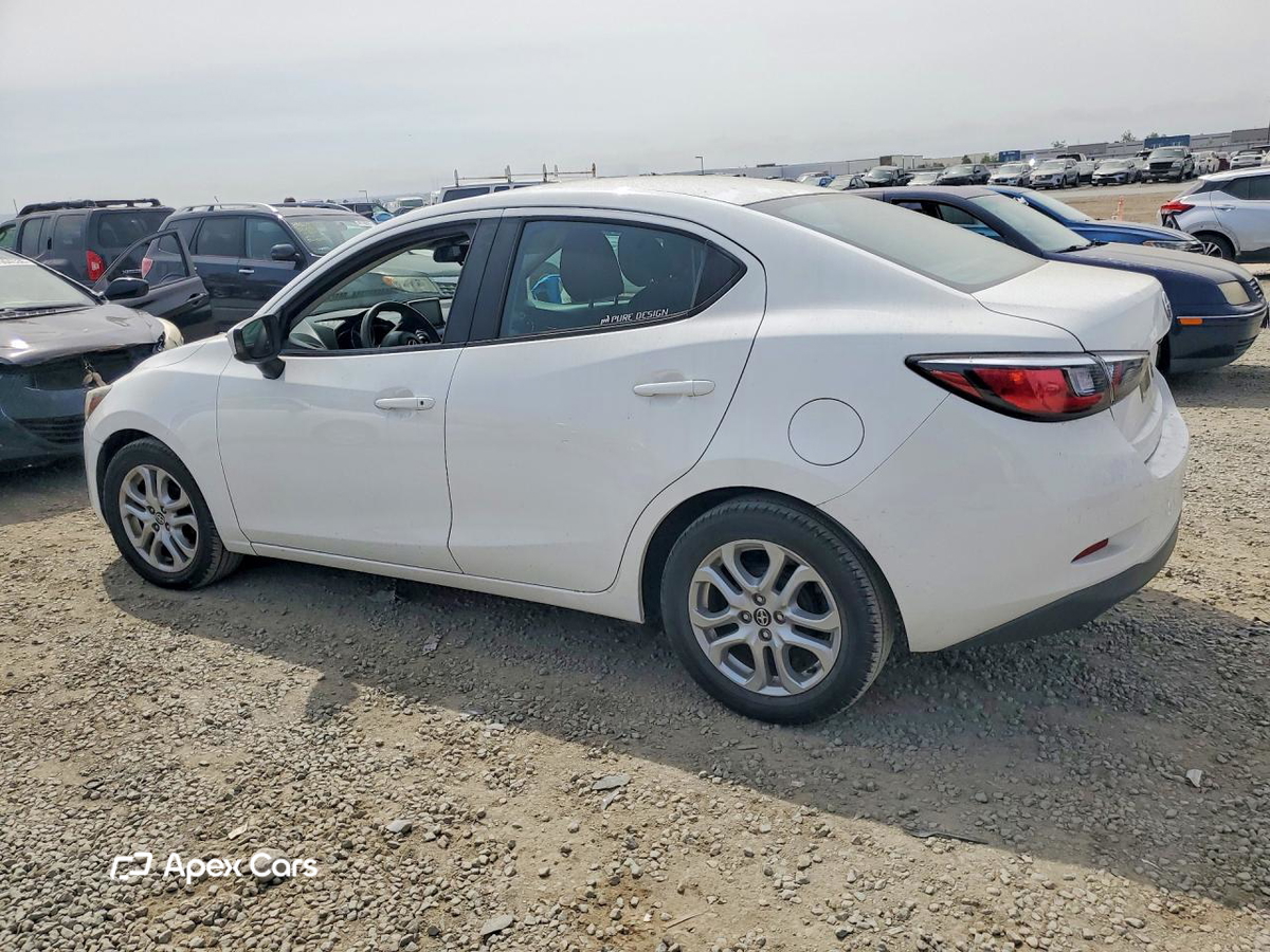 Scion iA 2016