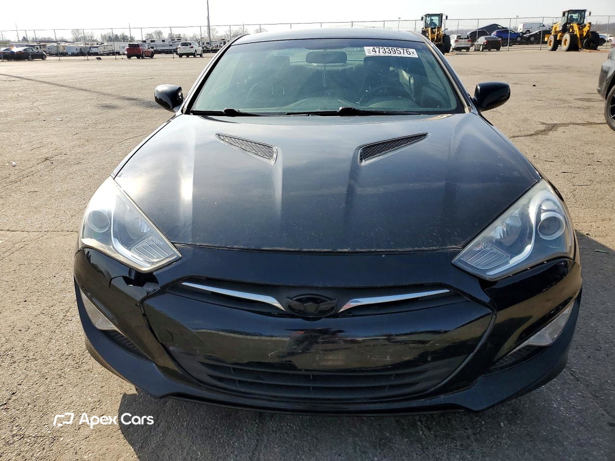 Hyundai Genesis 2013
