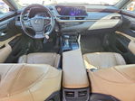 Lexus ES 2019