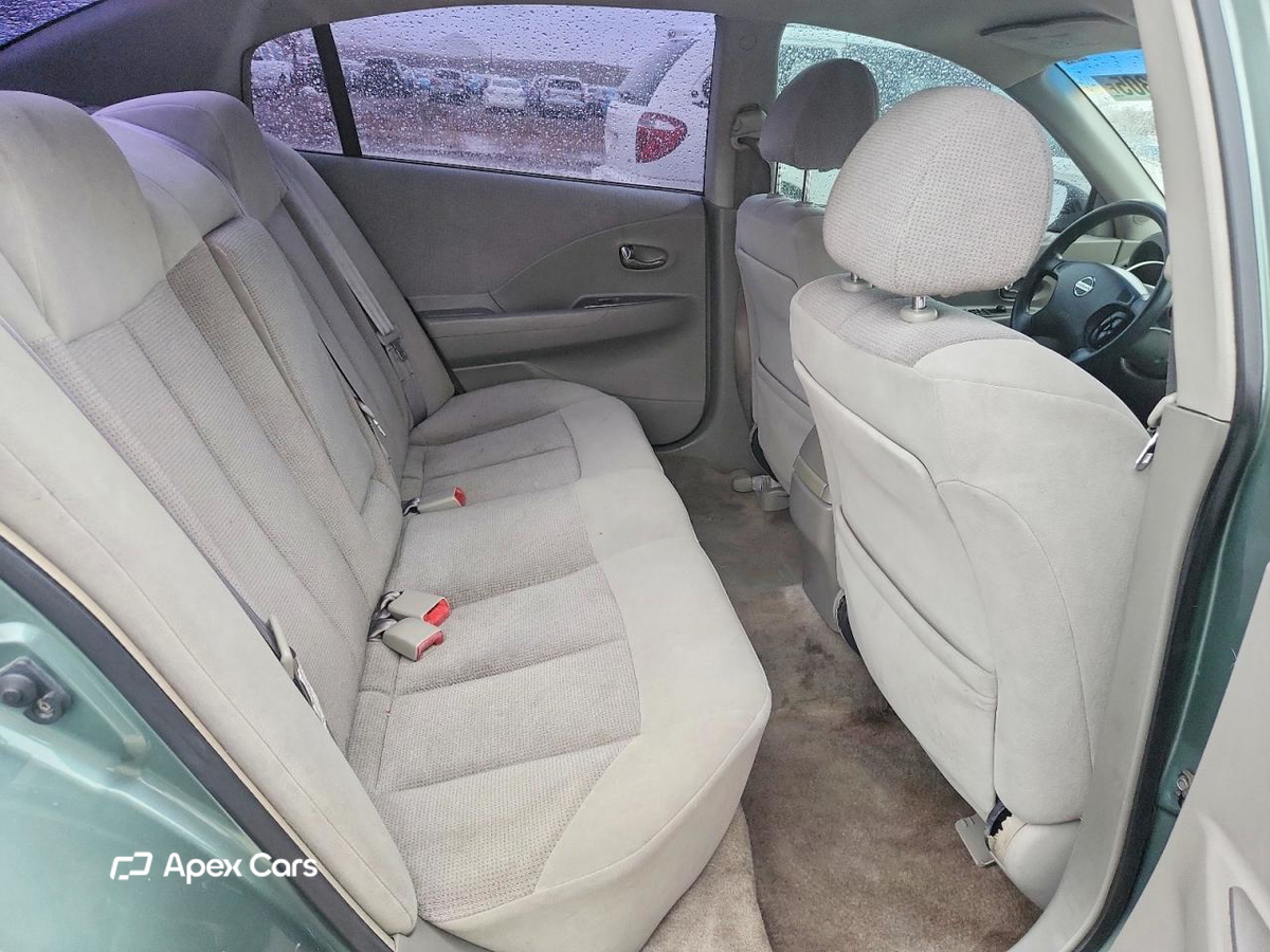 Nissan Altima 2002