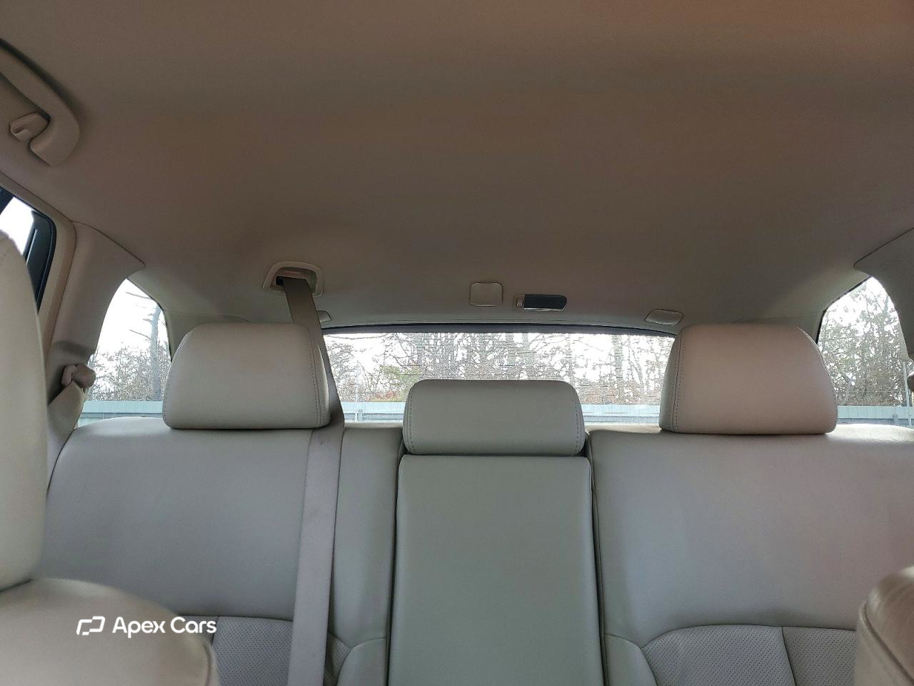 Subaru Outback 2011