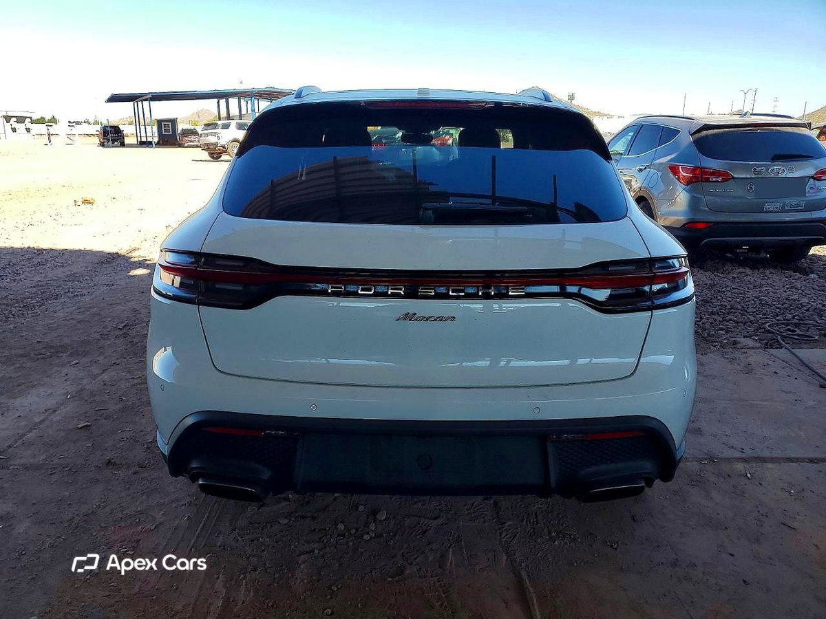 Porsche Macan 2022