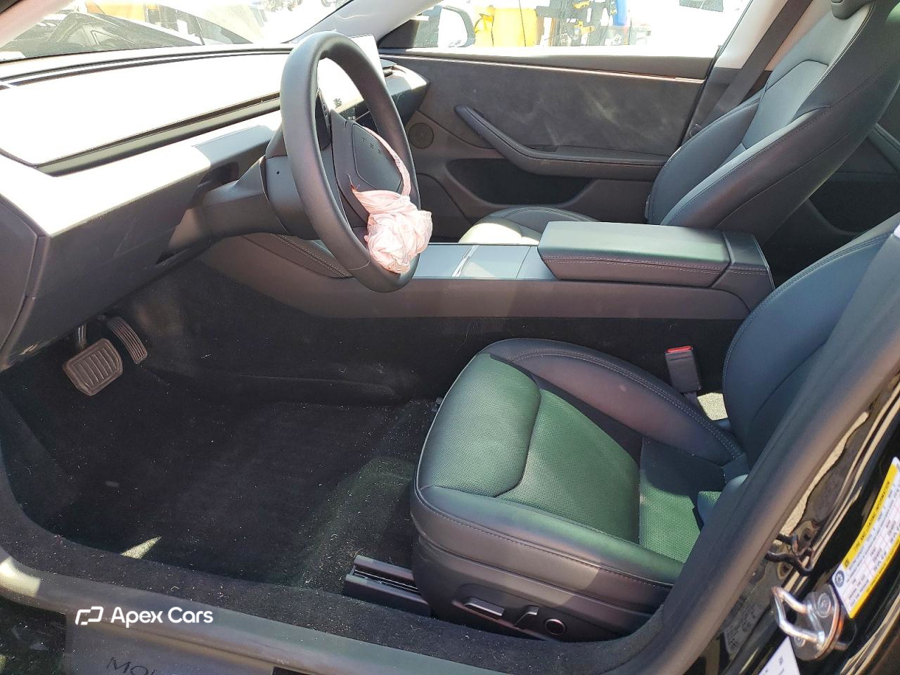 Tesla Model 3 2024