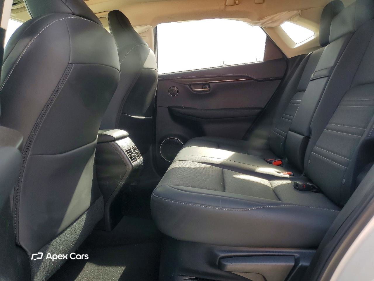 Lexus NX 2021