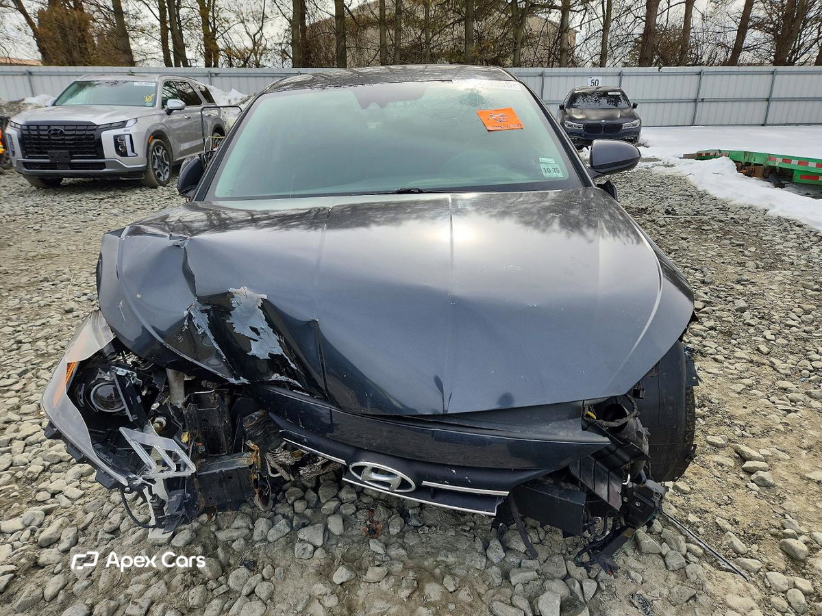 Hyundai Elantra 2020