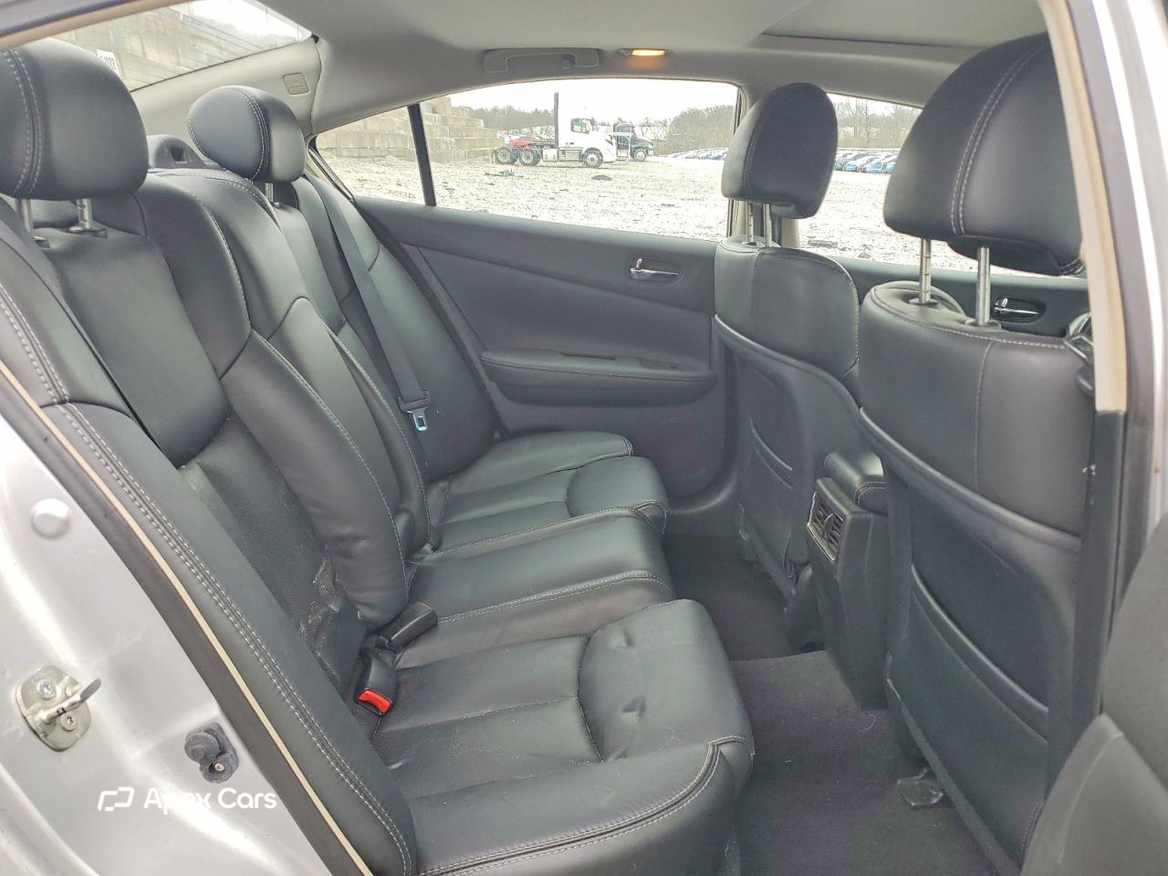 Nissan Maxima 2011