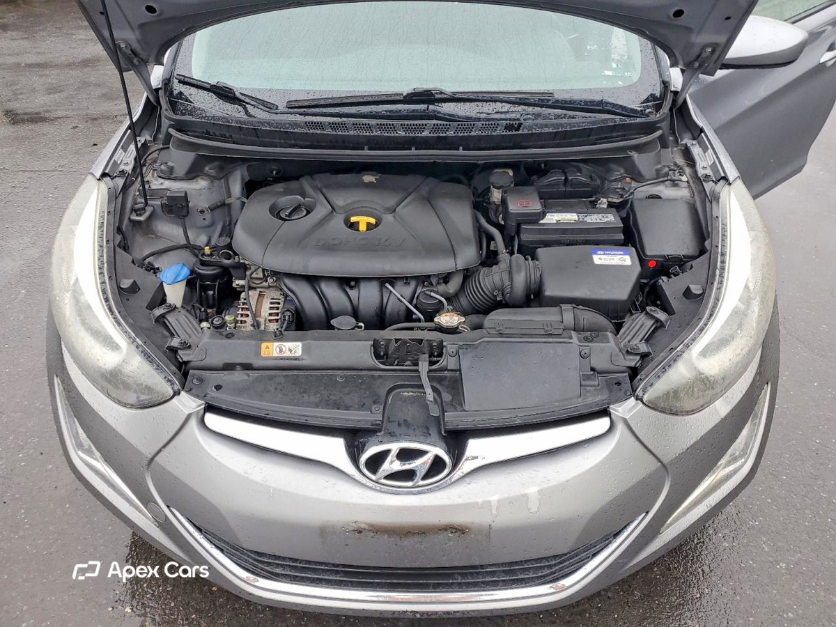 Hyundai Elantra 2015