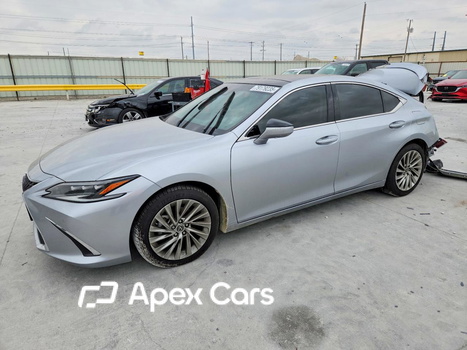 Lexus ES 2022 - Image 1 of 12