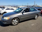 Toyota Avalon 2003