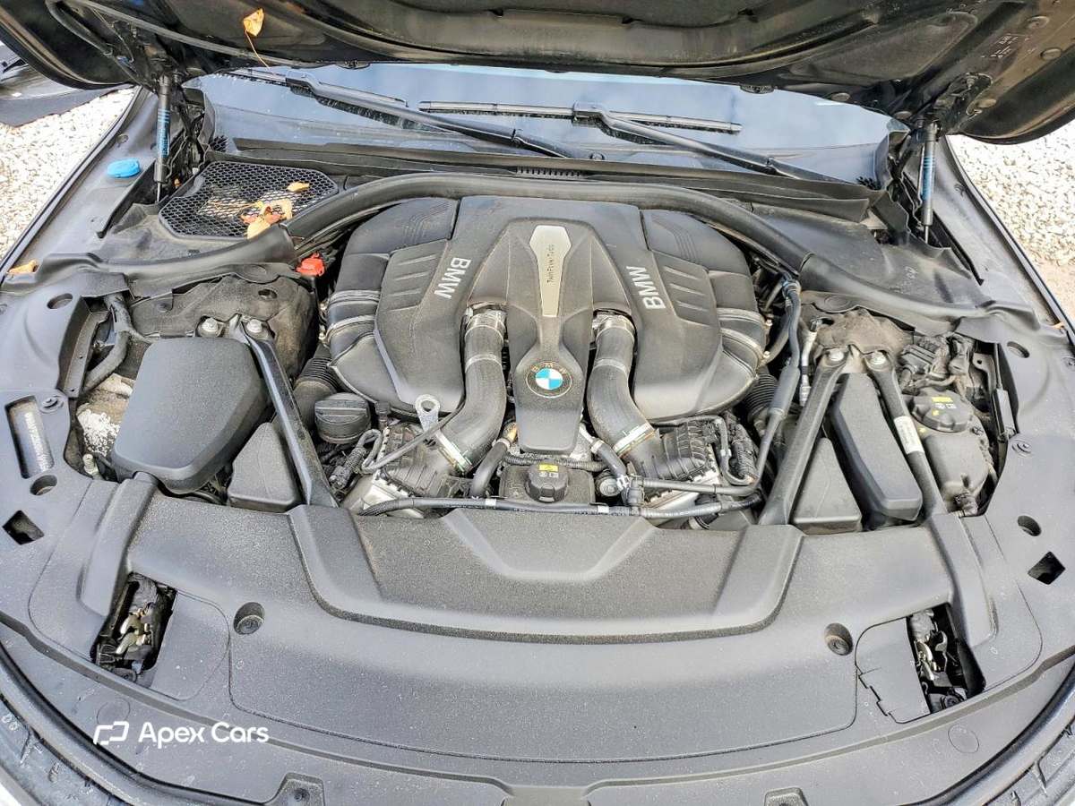 BMW Series 7 2016