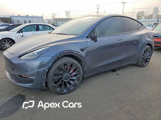 Tesla Model Y 2022 - Image 1 of 12