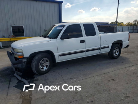 Chevrolet Silverado 2002 - Image 1 of 12