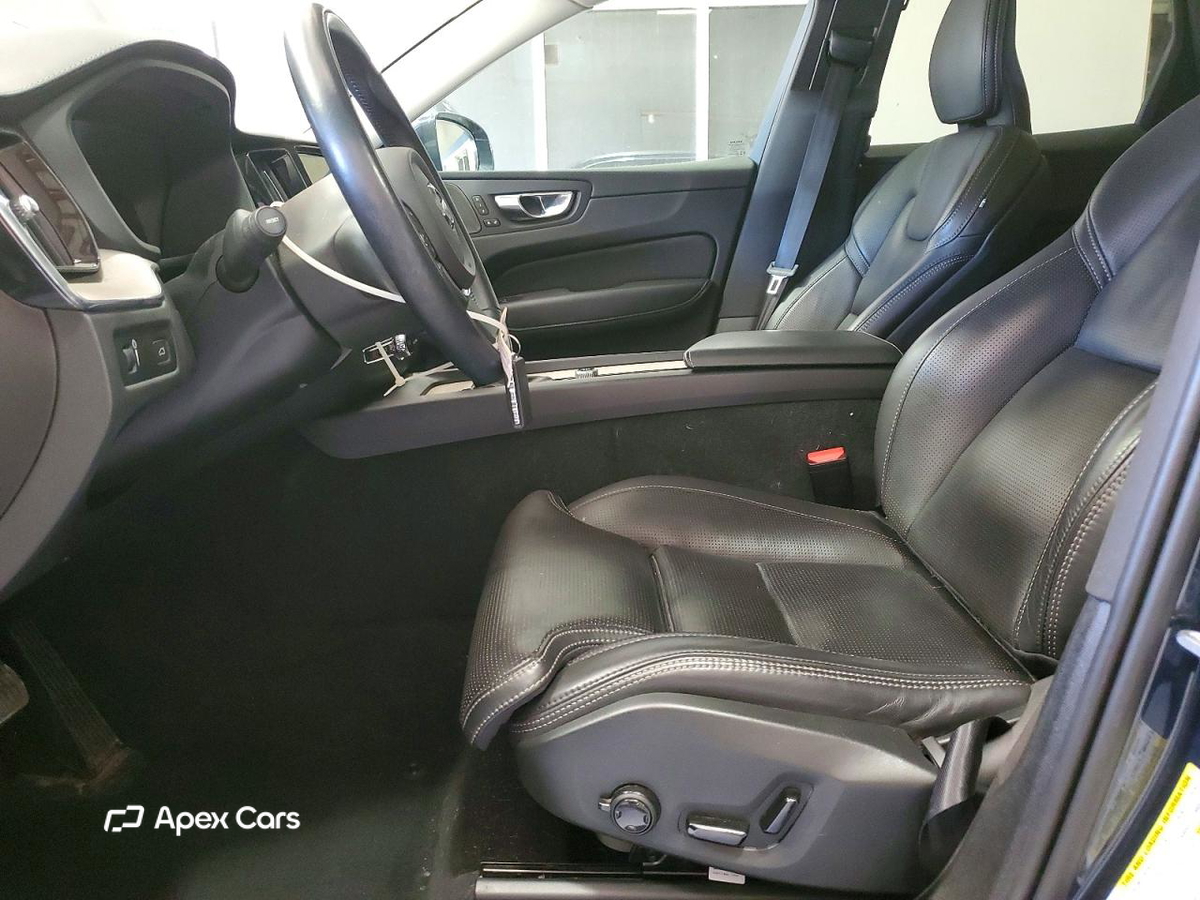 Volvo XC60 2021