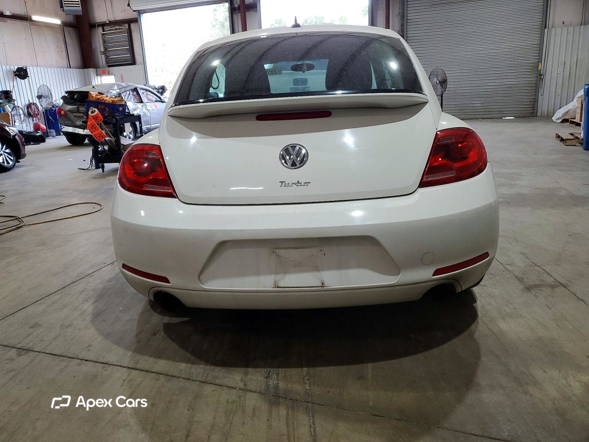 Volkswagen Beetle 2012