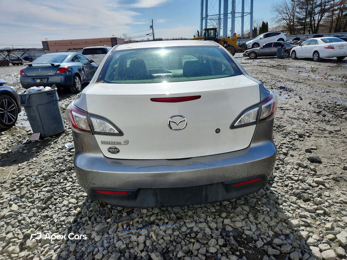 Mazda 3 2011