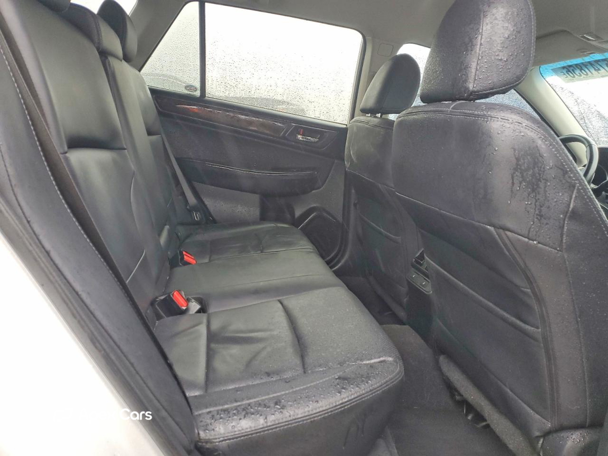 Subaru Outback 2016
