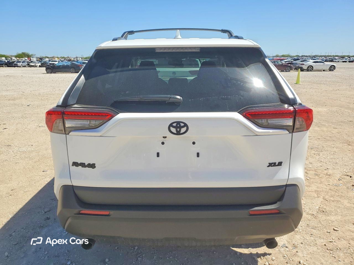 Toyota RAV 4 2025
