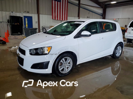 Chevrolet Sonic 2014 - Image 1 of 13