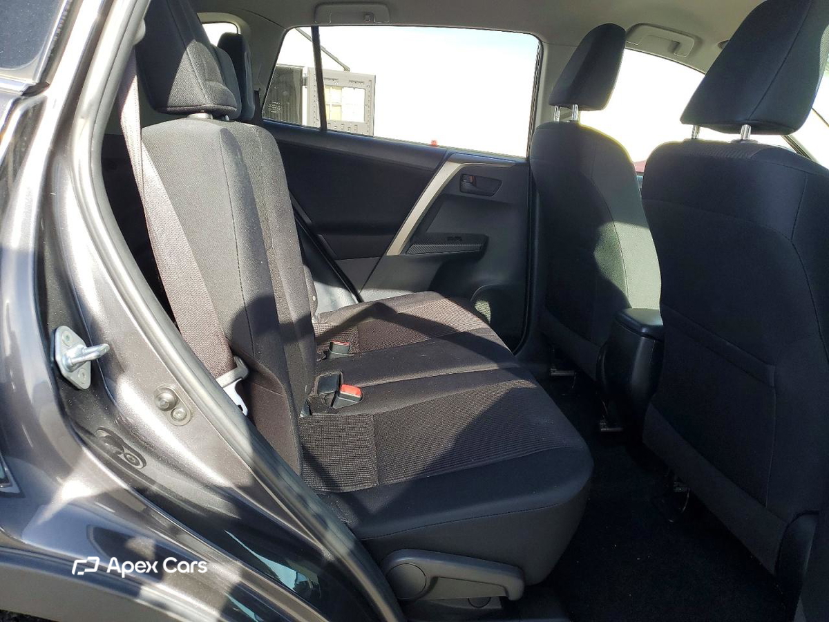 Toyota RAV 4 2015