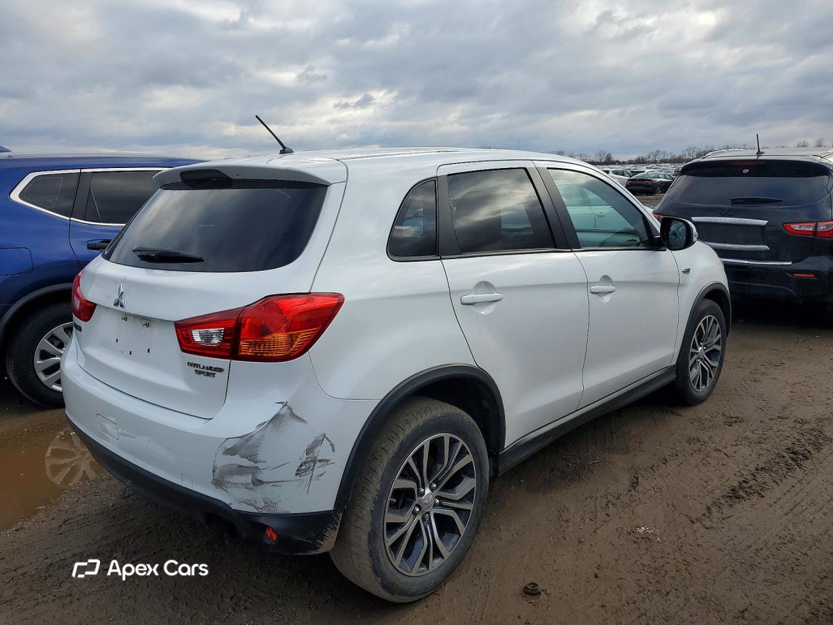 Mitsubishi Outlander 2016