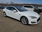 Tesla Model S 2015