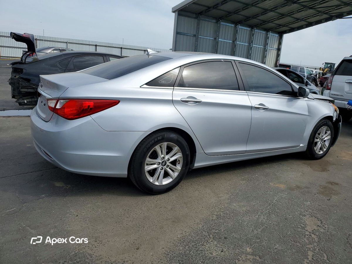 Hyundai Sonata 2013