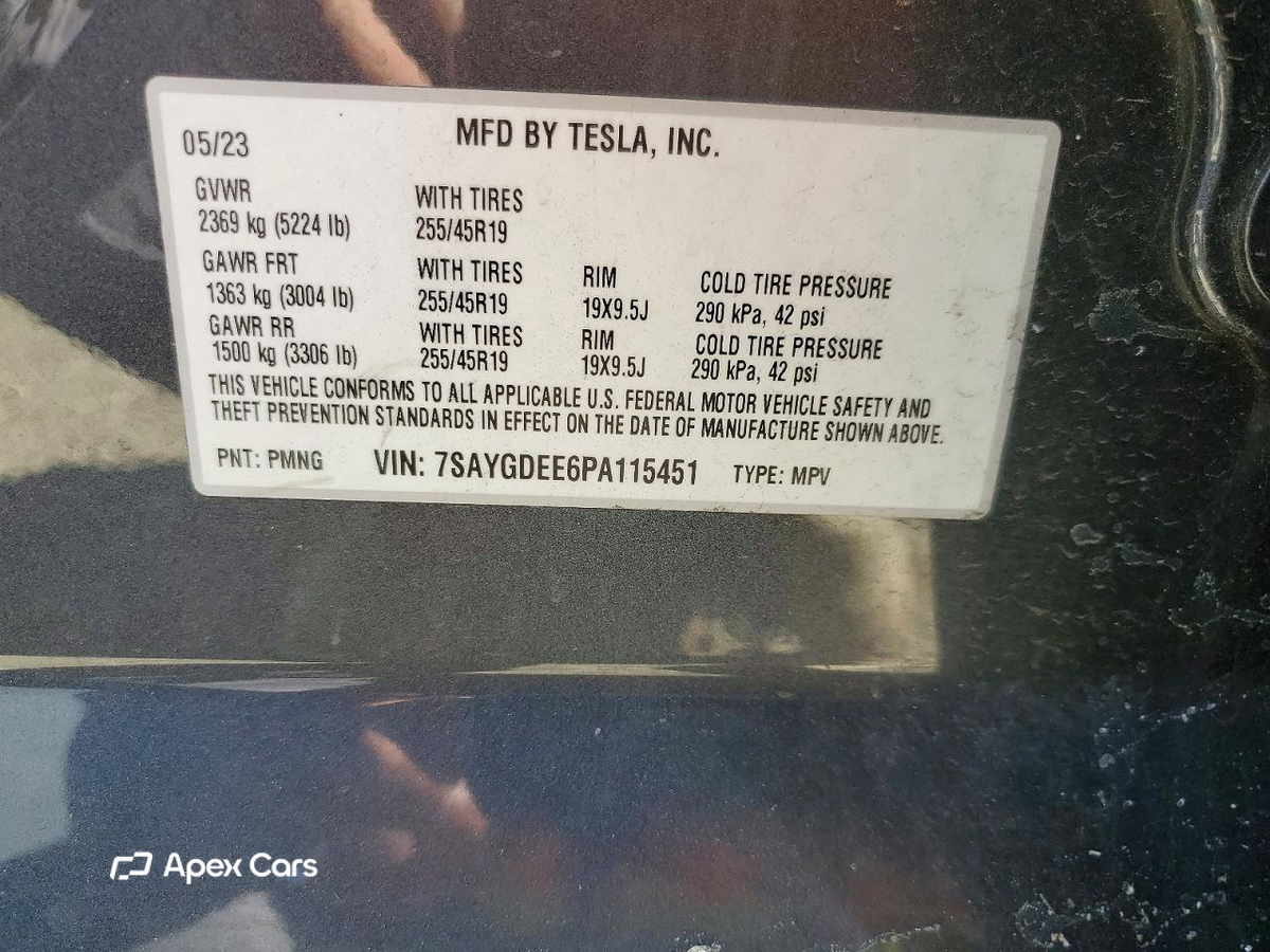 Tesla Model Y 2023