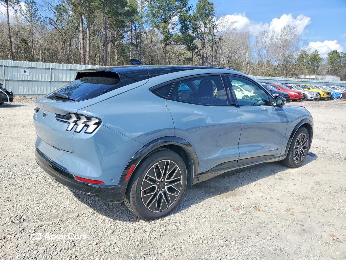Ford Mustang Mach-E 2024