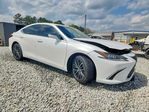 Lexus ES 2025