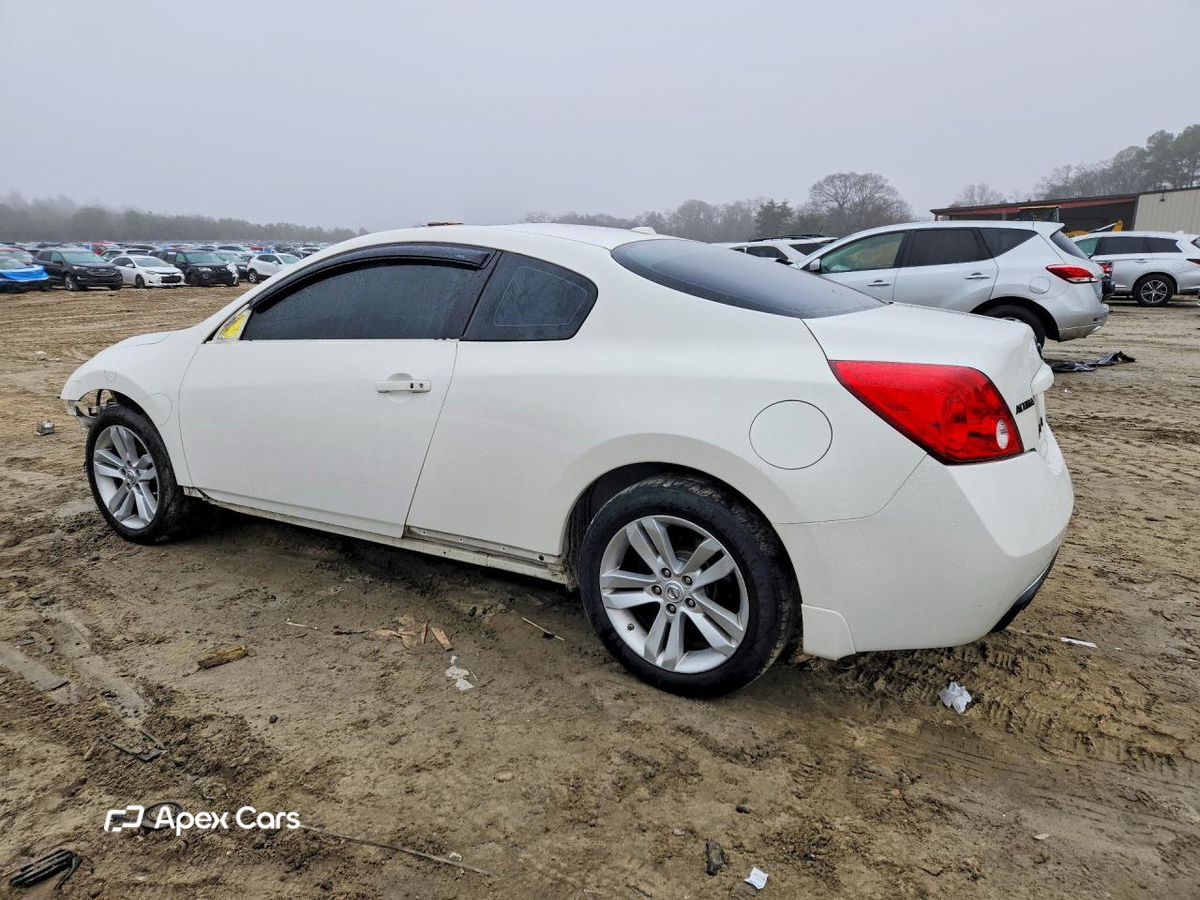 Nissan Altima 2012